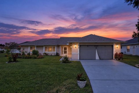 Villa ou maison à Palm Bay, Floride 3 chambres, 146.04 m2 № 2430553