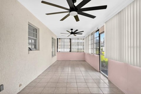 Villa ou maison à vendre à Palm Bay, Floride: 3 chambres, 146.04 m2 № 2430553 - photo 27