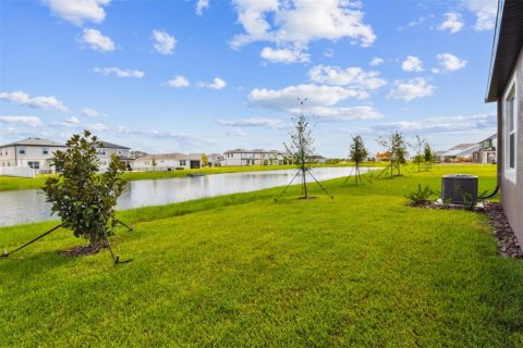 Villa ou maison à vendre à Wesley Chapel, Floride: 4 chambres, 212.93 m2 № 1736280 - photo 29