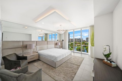Copropriété à vendre à Sunny Isles Beach, Floride: 4 chambres, 301.75 m2 № 1958337 - photo 17