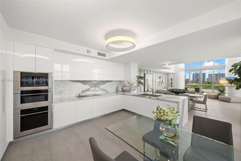 Copropriété à vendre à Sunny Isles Beach, Floride: 4 chambres, 301.75 m2 № 1958337 - photo 11