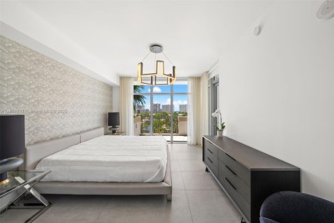 Copropriété à vendre à Sunny Isles Beach, Floride: 4 chambres, 301.75 m2 № 1958337 - photo 30