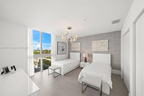 Copropriété à vendre à Sunny Isles Beach, Floride: 4 chambres, 301.75 m2 № 1958337 - photo 27