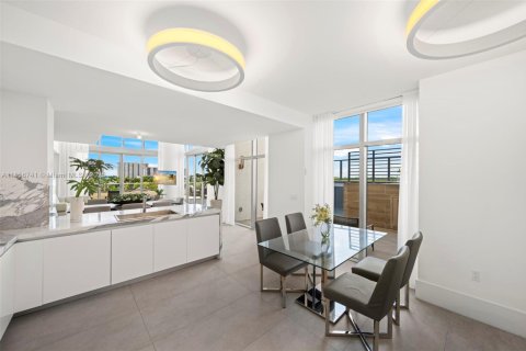 Copropriété à vendre à Sunny Isles Beach, Floride: 4 chambres, 301.75 m2 № 1958337 - photo 12