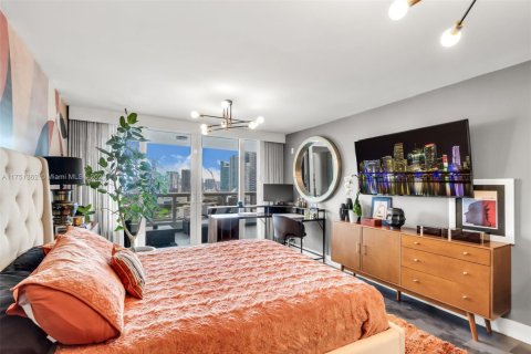 Copropriété à vendre à Miami, Floride: 2 chambres, 140.19 m2 № 1924544 - photo 16