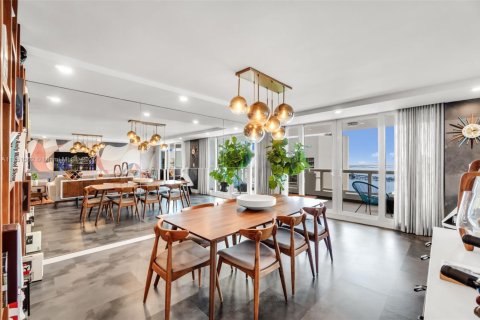 Copropriété à vendre à Miami, Floride: 2 chambres, 140.19 m2 № 1924544 - photo 7