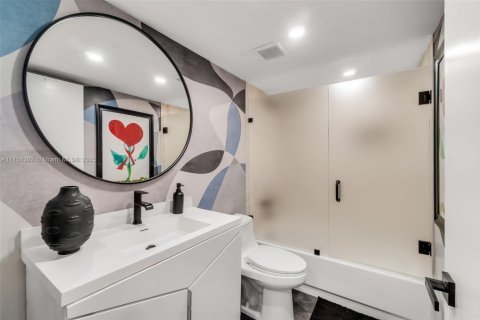 Copropriété à vendre à Miami, Floride: 2 chambres, 140.19 m2 № 1924544 - photo 14