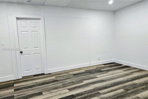 Купить виллу или дом в Форт-Лодердейл, Флорида 4 спальни, 108.88м2, № 2003624 - фото 4