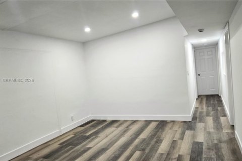 Купить виллу или дом в Форт-Лодердейл, Флорида 4 спальни, 108.88м2, № 2003624 - фото 7