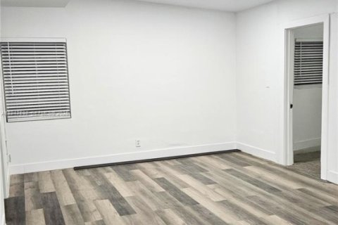 Купить виллу или дом в Форт-Лодердейл, Флорида 4 спальни, 108.88м2, № 2003624 - фото 5