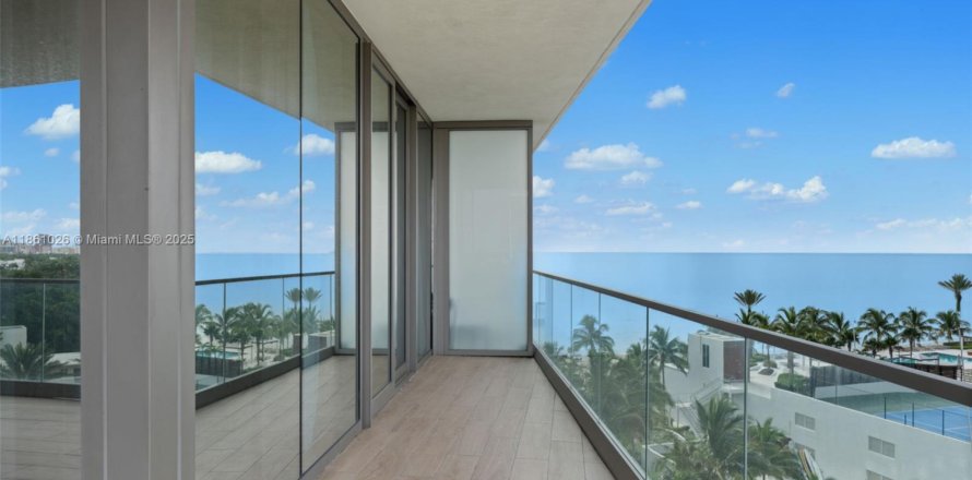 Condo in Sunny Isles Beach, Florida, 2 bedrooms № 1892114