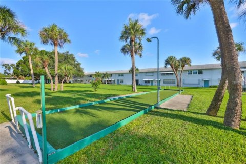Condo in Saint Petersburg, Florida, 2 bedrooms  № 2211981 - photo 21
