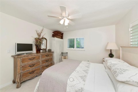 Casa en venta en Bradenton, Florida, 2 dormitorios, 130.99 m2 № 2156982 - foto 13
