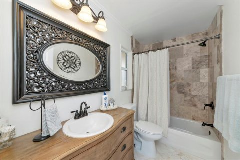 Casa en venta en Bradenton, Florida, 2 dormitorios, 130.99 m2 № 2156982 - foto 14