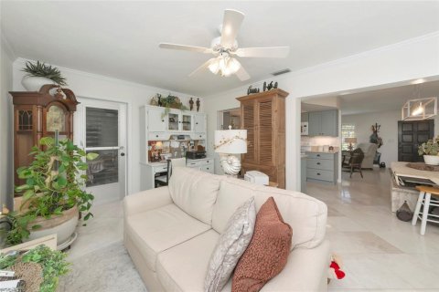 Casa en venta en Bradenton, Florida, 2 dormitorios, 130.99 m2 № 2156982 - foto 19