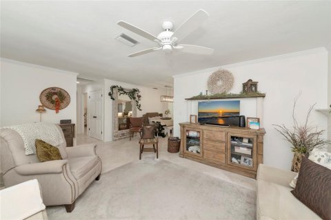 Casa en venta en Bradenton, Florida, 2 dormitorios, 130.99 m2 № 2156982 - foto 5