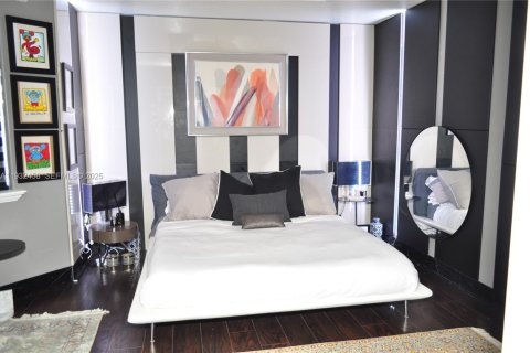 Снять в аренду таунхаус в Дорал, Флорида 3 спальни, 150.32м2, № 1991558 - фото 8