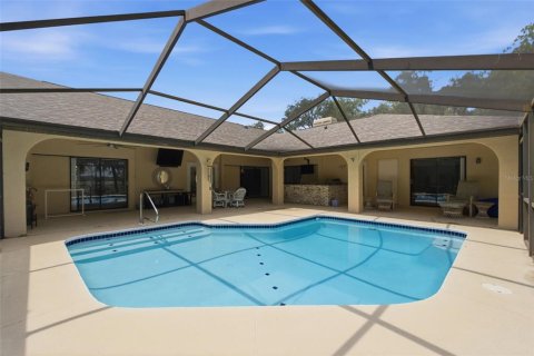 Villa ou maison à vendre à Weeki Wachee, Floride: 3 chambres, 233 m2 № 2267411 - photo 5