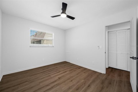 Villa ou maison à louer à Saint Petersburg, Floride: 2 chambres, 74.32 m2 № 1917461 - photo 10