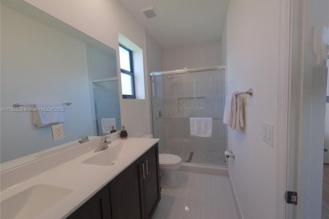 Casa en venta en Hialeah, Florida, 3 dormitorios, 123.75 m2 № 1860609 - foto 18