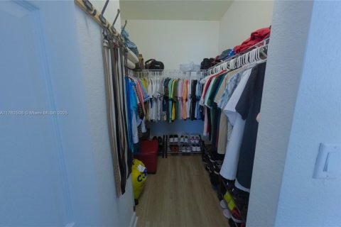 Casa en venta en Hialeah, Florida, 3 dormitorios, 123.75 m2 № 1860609 - foto 20