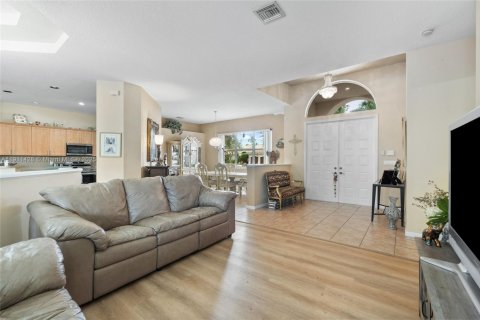 Villa ou maison à vendre à Davie, Floride: 4 chambres, 254.55 m2 № 1968209 - photo 8