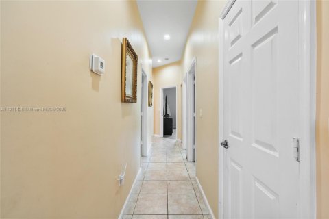 Villa ou maison à vendre à Davie, Floride: 4 chambres, 254.55 m2 № 1968209 - photo 29