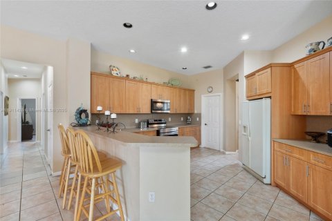 Villa ou maison à vendre à Davie, Floride: 4 chambres, 254.55 m2 № 1968209 - photo 19