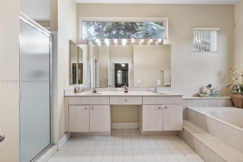 Villa ou maison à vendre à Davie, Floride: 4 chambres, 254.55 m2 № 1968209 - photo 26