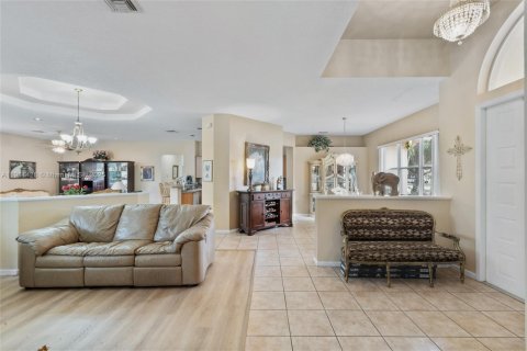 Villa ou maison à vendre à Davie, Floride: 4 chambres, 254.55 m2 № 1968209 - photo 9
