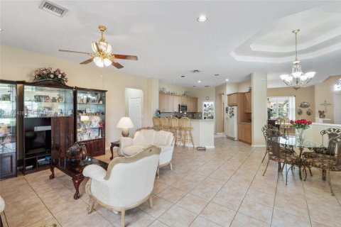 Villa ou maison à vendre à Davie, Floride: 4 chambres, 254.55 m2 № 1968209 - photo 15