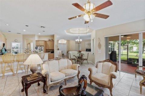 Villa ou maison à vendre à Davie, Floride: 4 chambres, 254.55 m2 № 1968209 - photo 16