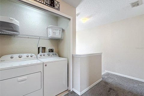 Townhouse in Davenport, Florida 4 bedrooms, 172.43 sq.m. № 1651931 - photo 29