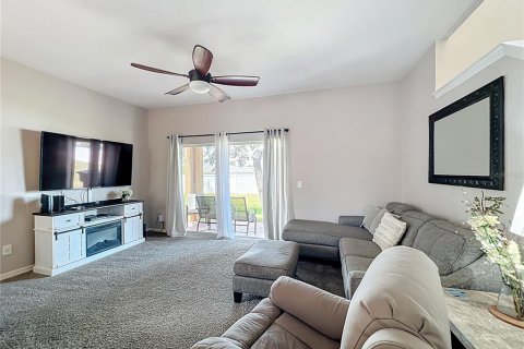 Townhouse in Davenport, Florida 4 bedrooms, 172.43 sq.m. № 1651931 - photo 20