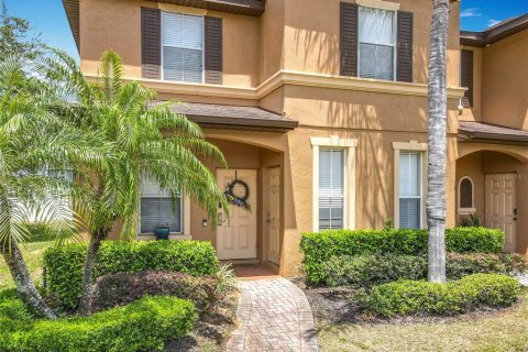 Townhouse in Davenport, Florida 4 bedrooms, 172.43 sq.m. № 1651931 - photo 3
