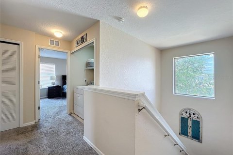 Townhouse in Davenport, Florida 4 bedrooms, 172.43 sq.m. № 1651931 - photo 27