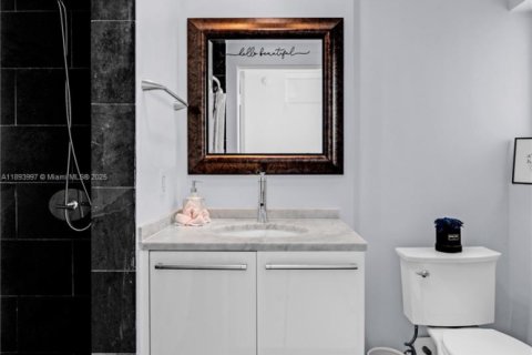 Condominio en alquiler en Miami, Florida, 2 dormitorios, 114.92 m2 № 1945857 - foto 28