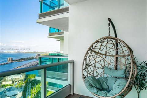 Condominio en alquiler en Miami, Florida, 2 dormitorios, 114.92 m2 № 1945857 - foto 18