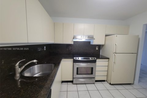 Condominio en alquiler en Aventura, Florida, 1 dormitorio, 85.28 m2 № 1990266 - foto 21