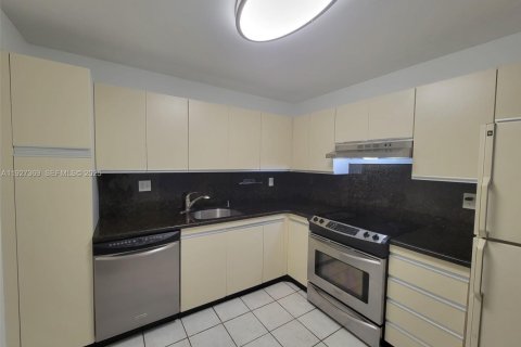 Condominio en alquiler en Aventura, Florida, 1 dormitorio, 85.28 m2 № 1990266 - foto 20