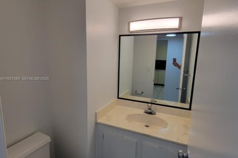 Condominio en alquiler en Aventura, Florida, 1 dormitorio, 85.28 m2 № 1990266 - foto 18