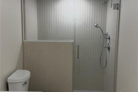 Townhouse in Clearwater, Florida 2 bedrooms, 145.48 sq.m. № 2234645 - photo 19