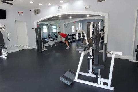 Copropriété à louer à Doral, Floride: 2 chambres, 92.16 m2 № 1930517 - photo 21