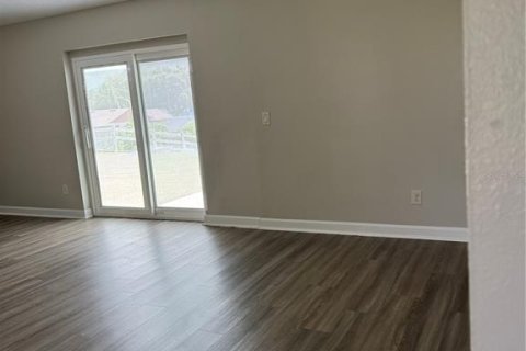 Casa en alquiler en Orlando, Florida, 3 dormitorios, 112.23 m2 № 1881260 - foto 5
