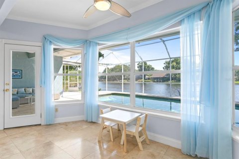 House in Tampa, Florida 5 bedrooms, 384.99 sq.m. № 2166191 - photo 21