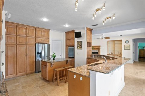 House in Tampa, Florida 5 bedrooms, 384.99 sq.m. № 2166191 - photo 19