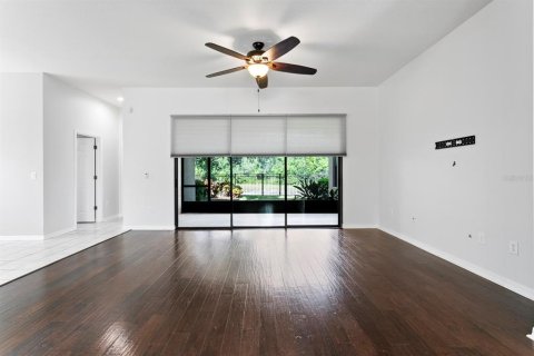 House in Lutz, Florida 4 bedrooms, 295.62 sq.m. № 1657516 - photo 7
