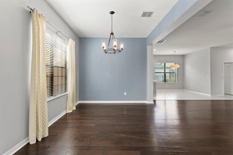 House in Lutz, Florida 4 bedrooms, 295.62 sq.m. № 1657516 - photo 5