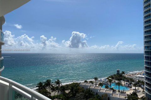 Condo à Hollywood, Floride, 1 chambre № 1996537