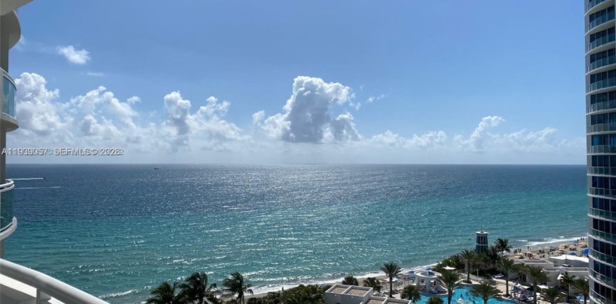 Condo à Hollywood, Floride, 1 chambre  № 1996537